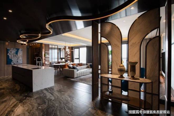 橋C位前灣壹號售樓處發布：一席盡奢藏”AG真人國際網站?前灣壹號售樓處 虹(圖7)