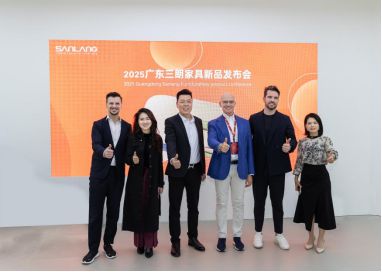 桌椅閃耀廣州家博會創新設計摘雙獎！AG真人旗艦廳三朗FINN系列餐(圖3)