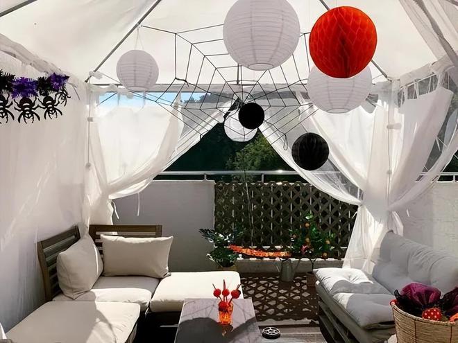 平頂樓！原房東：早知不賣后悔哭！AG真人娛樂8000元逆襲200(圖1)